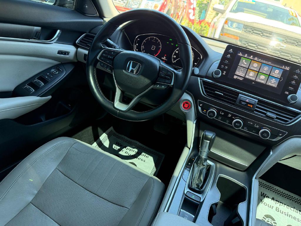2018 Honda Accord Image 20