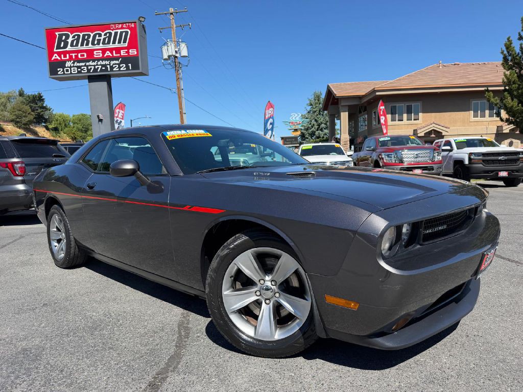 2014 Dodge Challenger Image 1