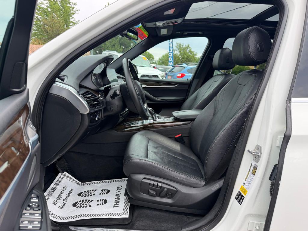 2017 BMW X5 Image 12