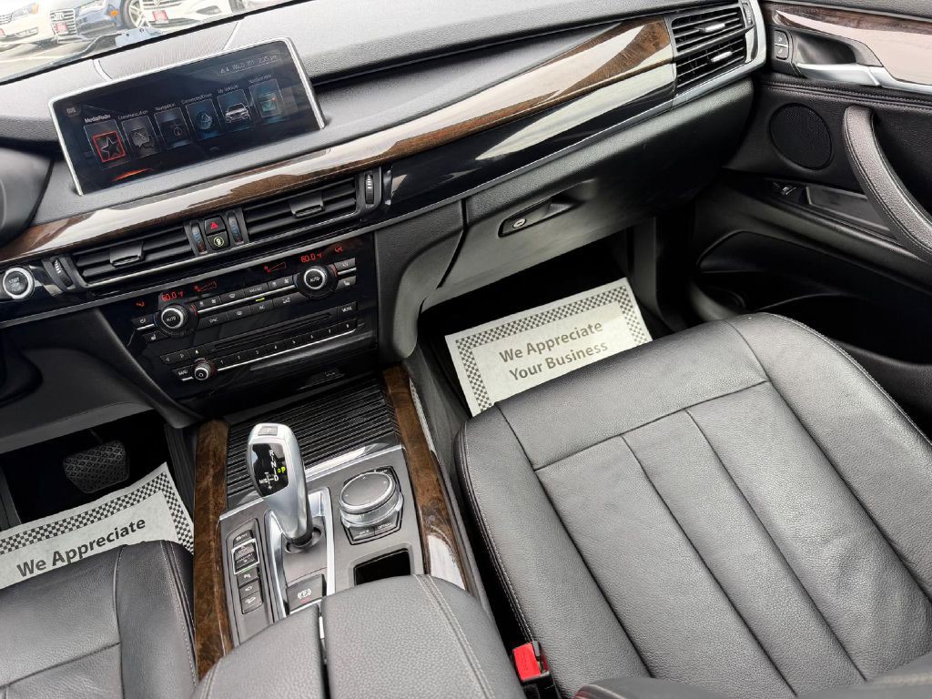 2017 BMW X5 Image 21
