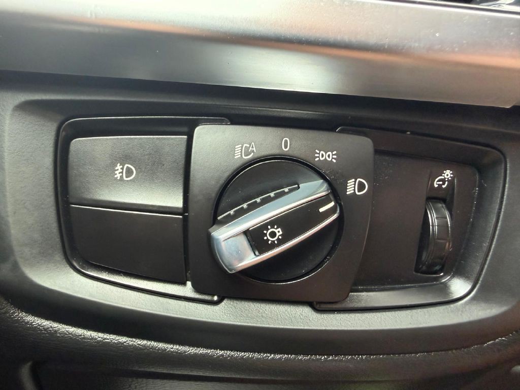 2017 BMW X5 Image 26