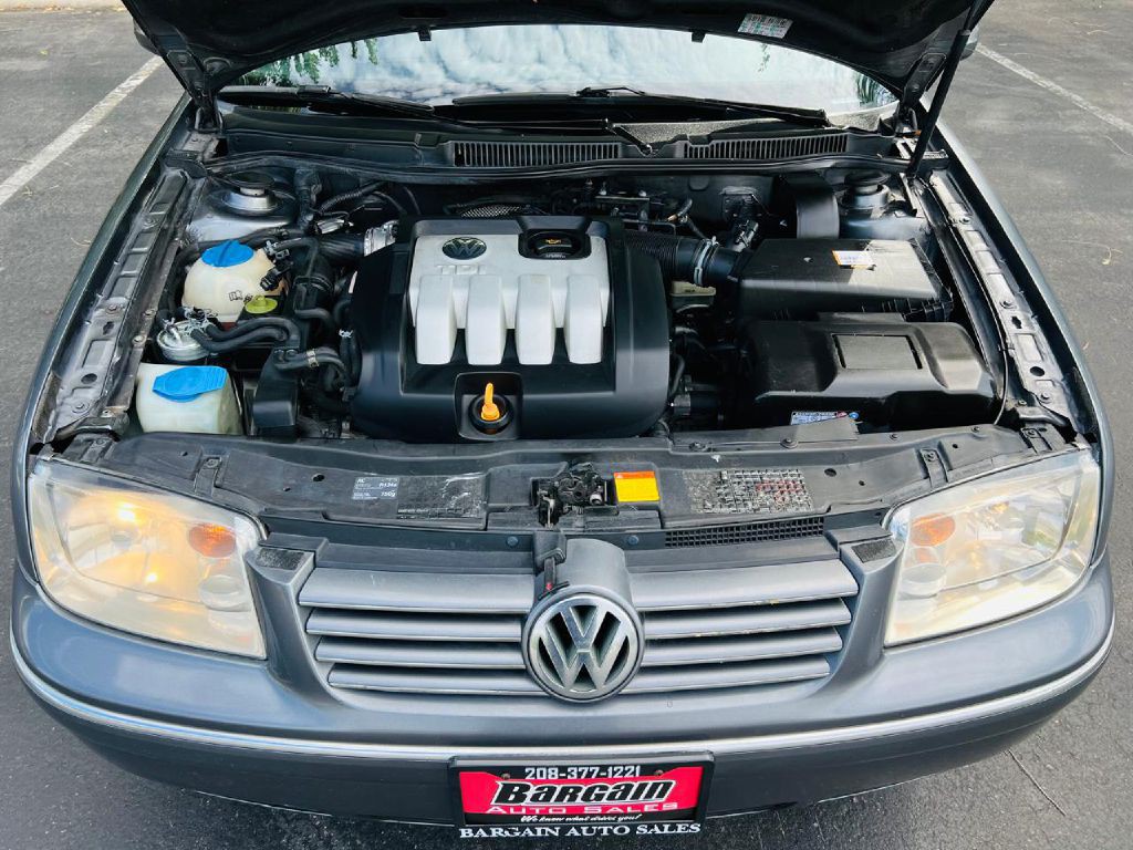 2005 Volkswagen Jetta Image 8