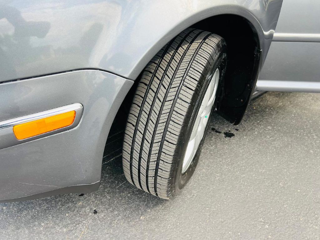 2005 Volkswagen Jetta Image 9