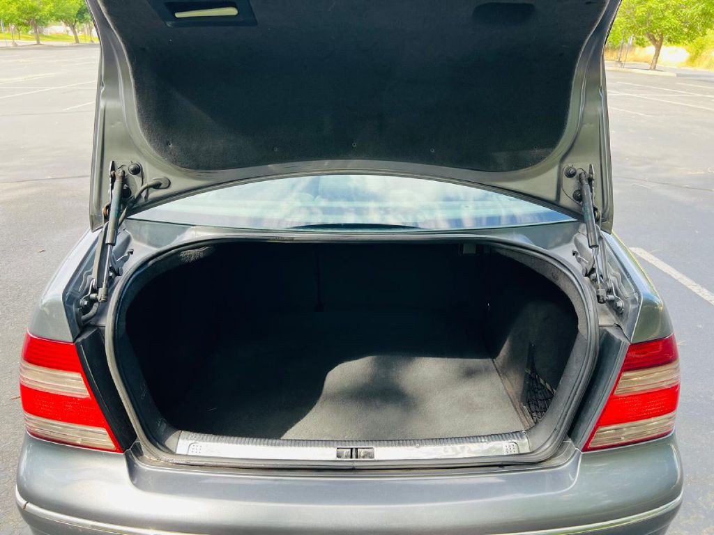 2005 Volkswagen Jetta Image 10