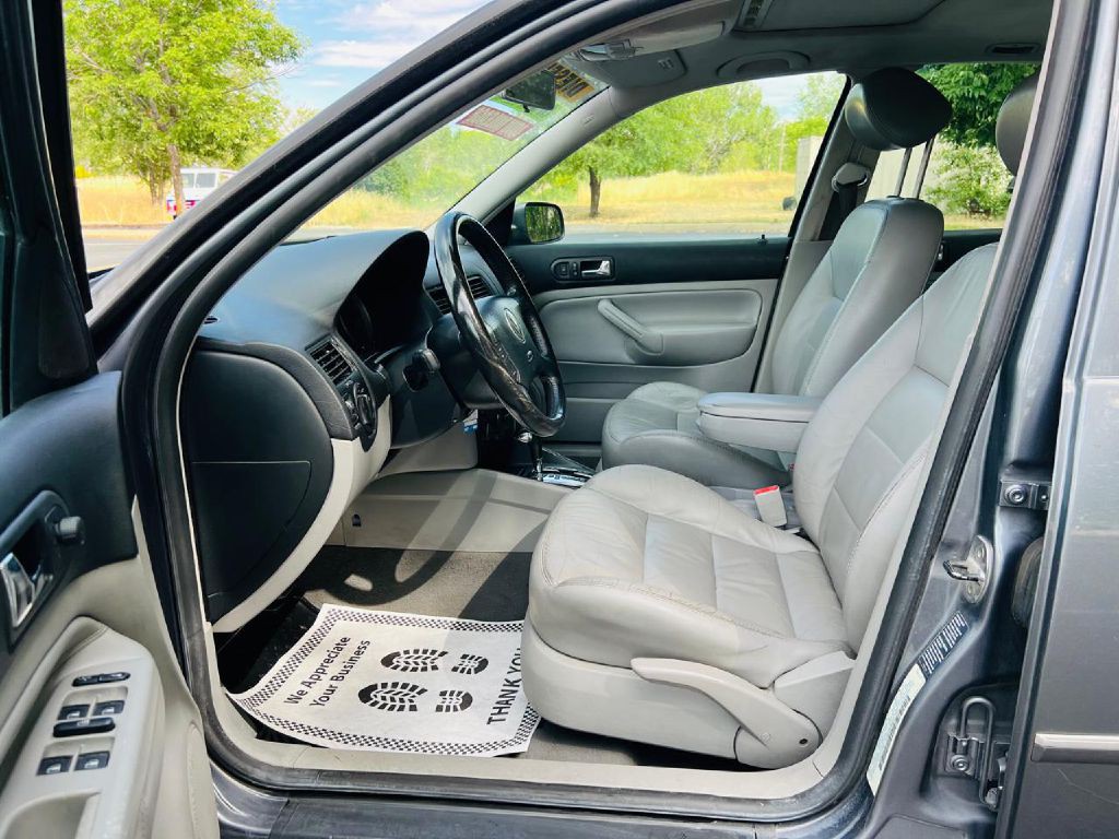 2005 Volkswagen Jetta Image 11