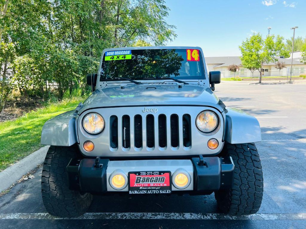 2014 Jeep Wrangler Unlimited Image 2