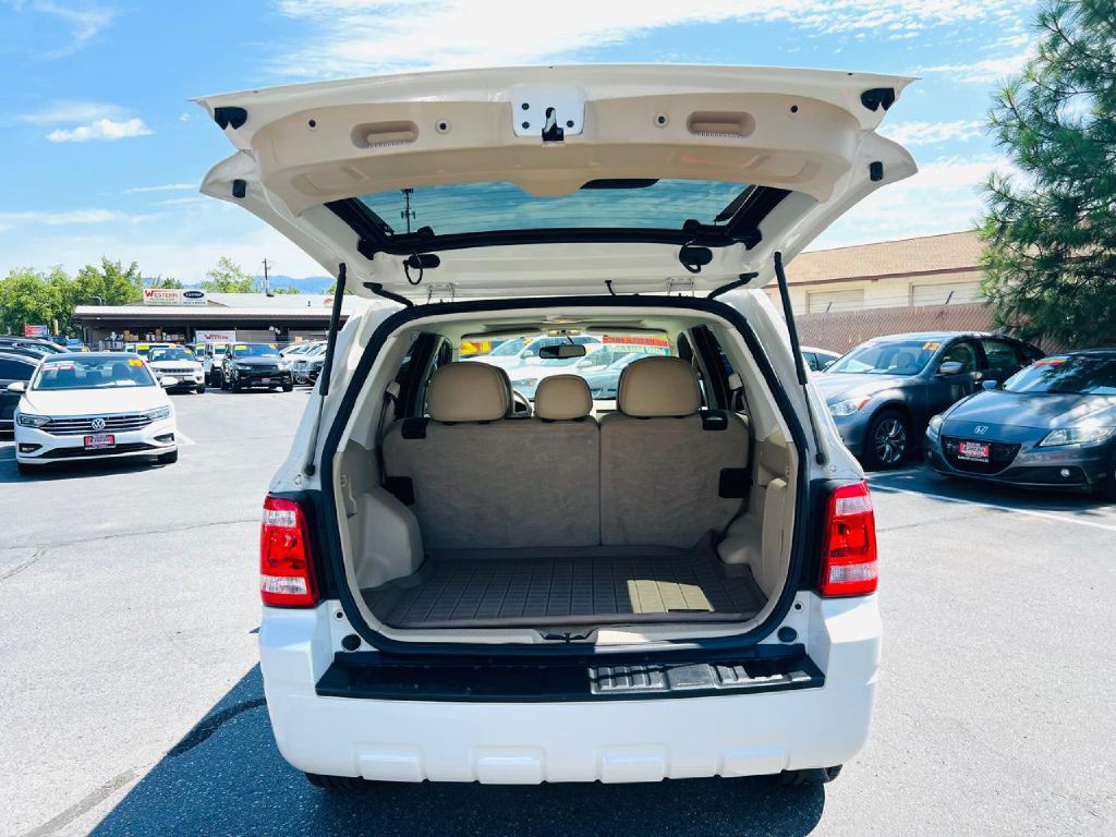 2012 Ford Escape Image 11