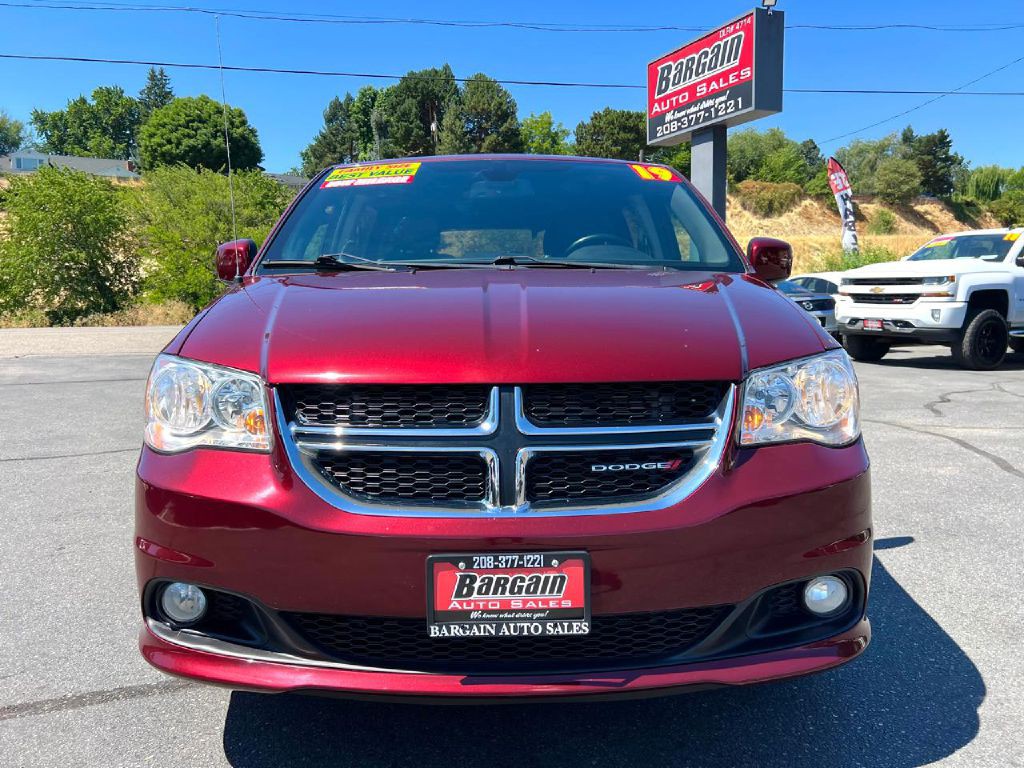2019 Dodge Grand Caravan Image 2