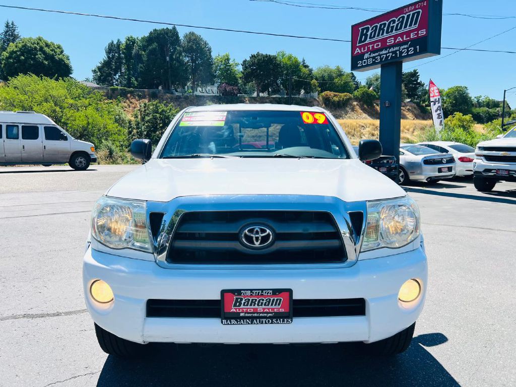 2009 Toyota Tacoma Image 2