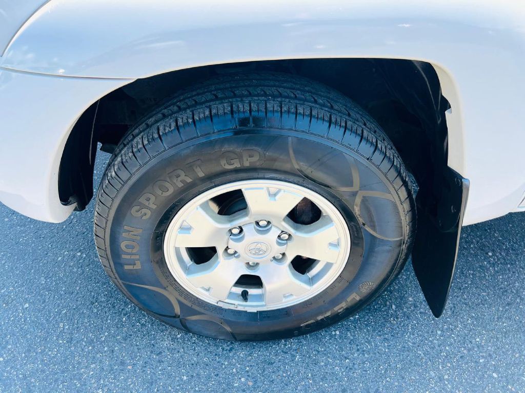 2009 Toyota Tacoma Image 12