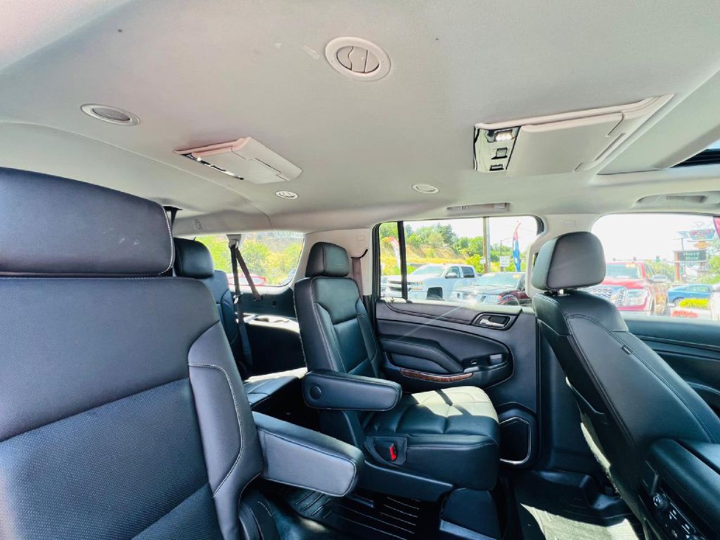2017 Chevrolet Suburban Image 26