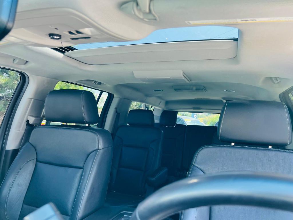 2017 Chevrolet Suburban Image 27