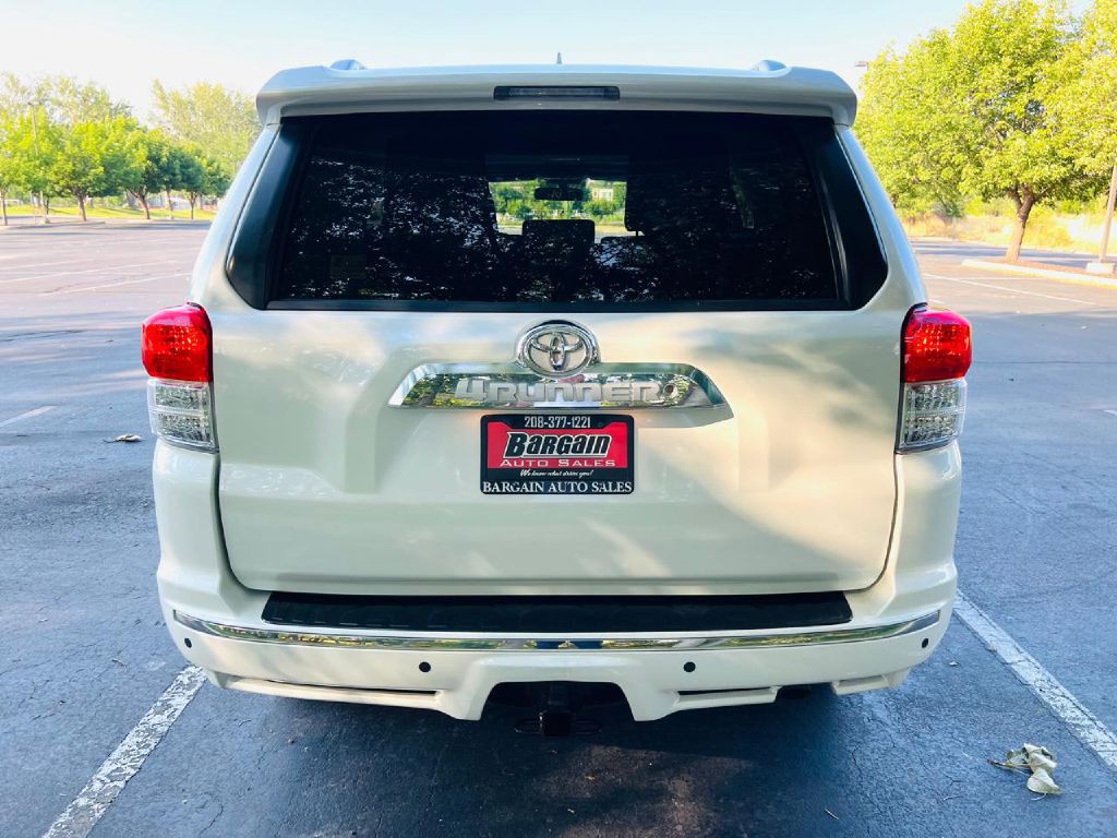2011 Toyota 4Runner Image 6