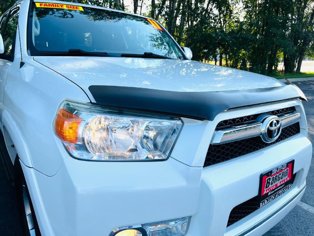 2011 Toyota 4Runner Image 9