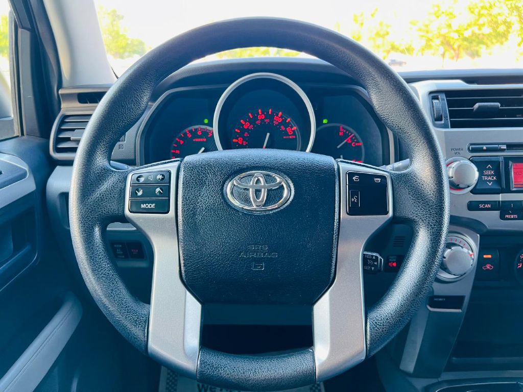 2011 Toyota 4Runner Image 24