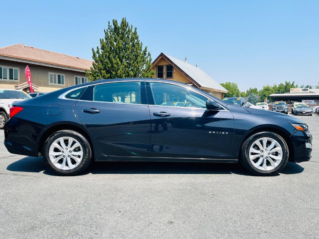 2023 Chevrolet Malibu Image 8
