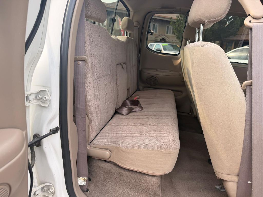 2000 Toyota Tundra Image 15