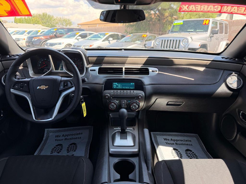 2014 Chevrolet Camaro Image 16