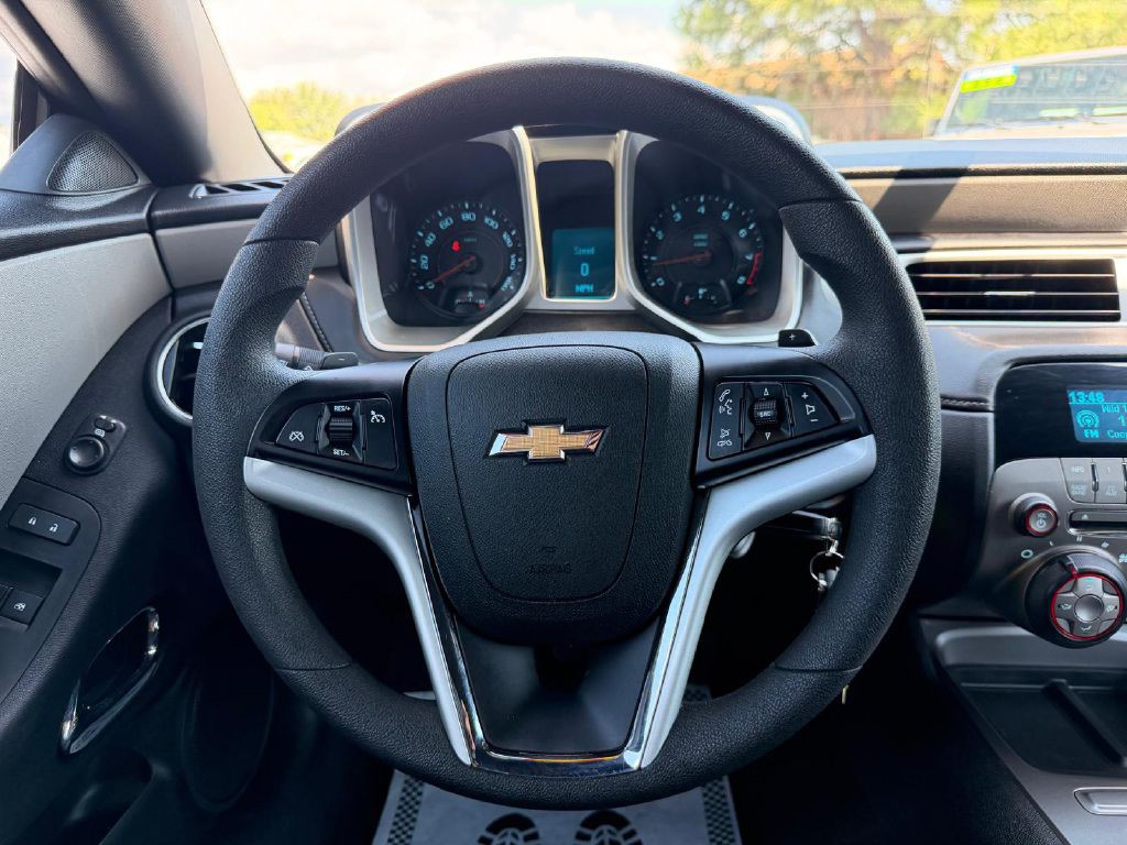 2014 Chevrolet Camaro Image 18