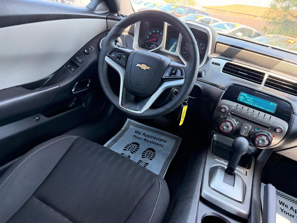 2014 Chevrolet Camaro Image 23