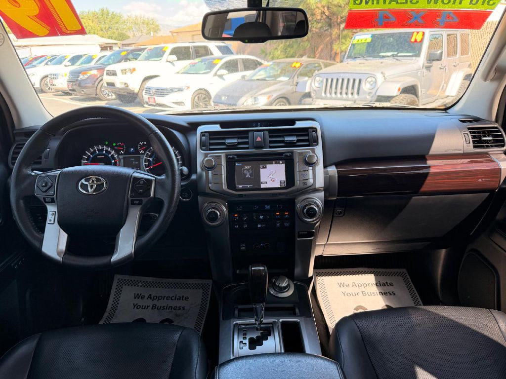 2019 Toyota 4Runner Image 18