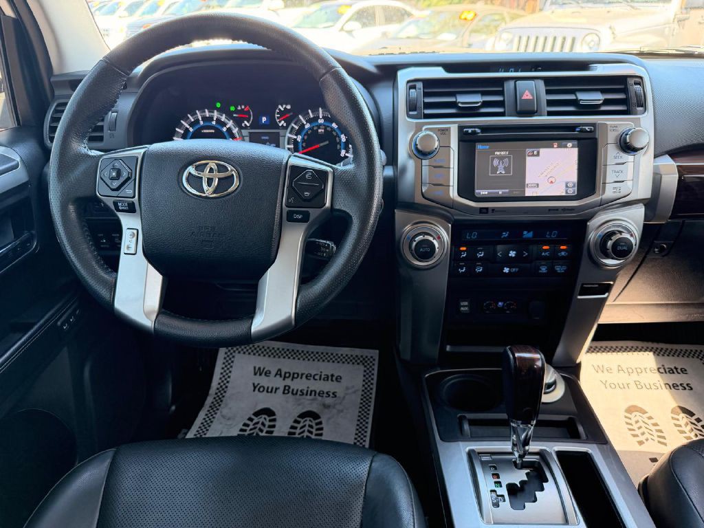 2019 Toyota 4Runner Image 19