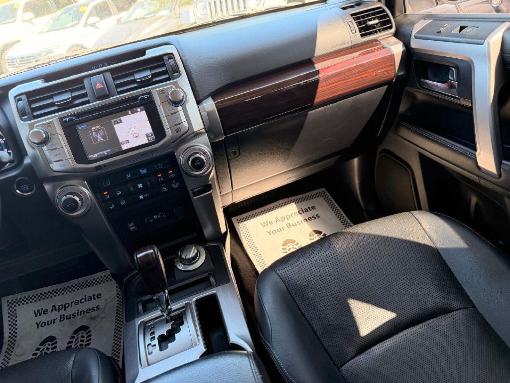 2019 Toyota 4Runner Image 22