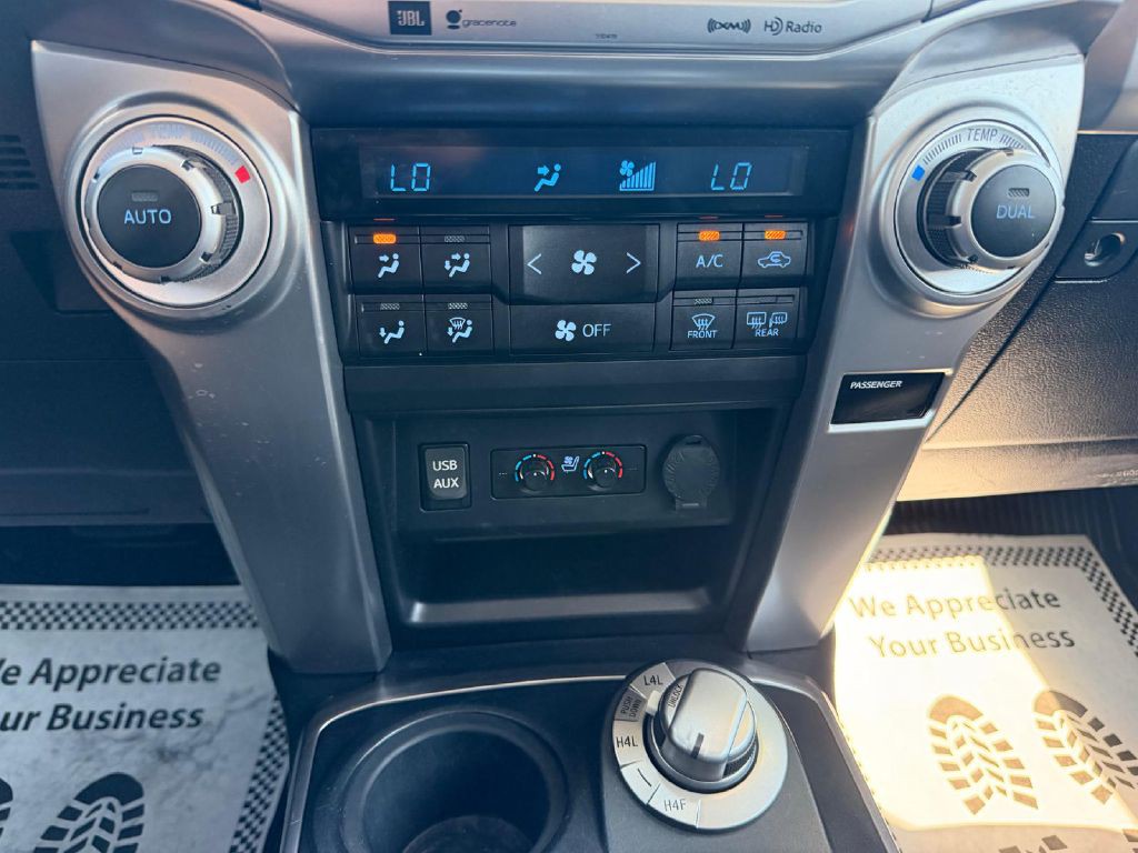 2019 Toyota 4Runner Image 25