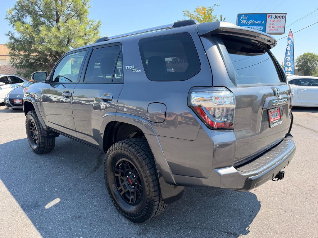 2018 Toyota 4Runner Image 5