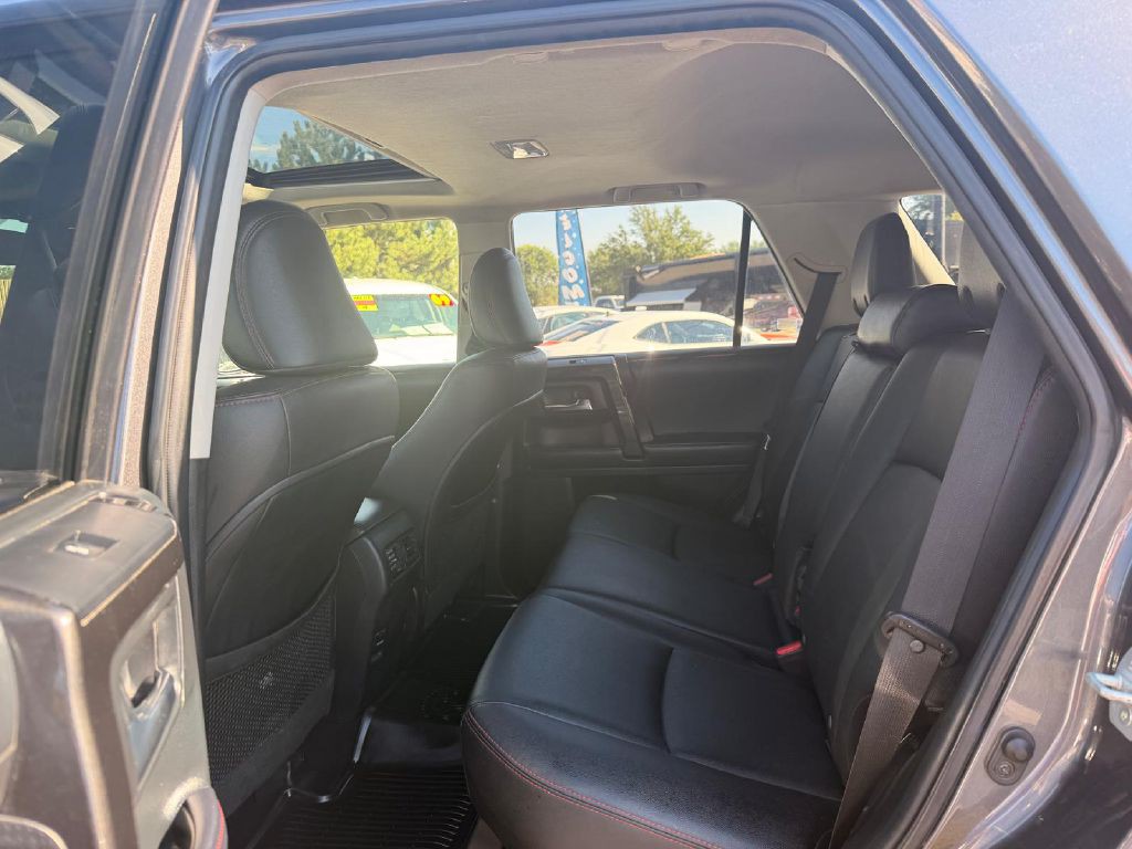 2018 Toyota 4Runner Image 13