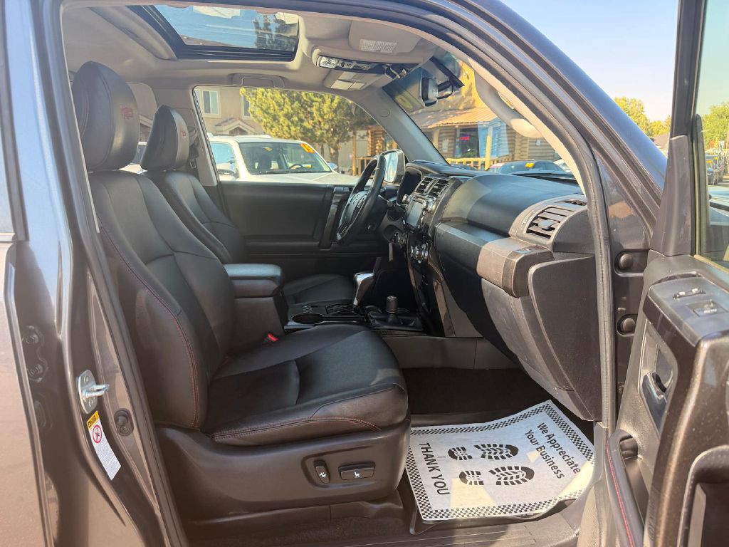 2018 Toyota 4Runner Image 14
