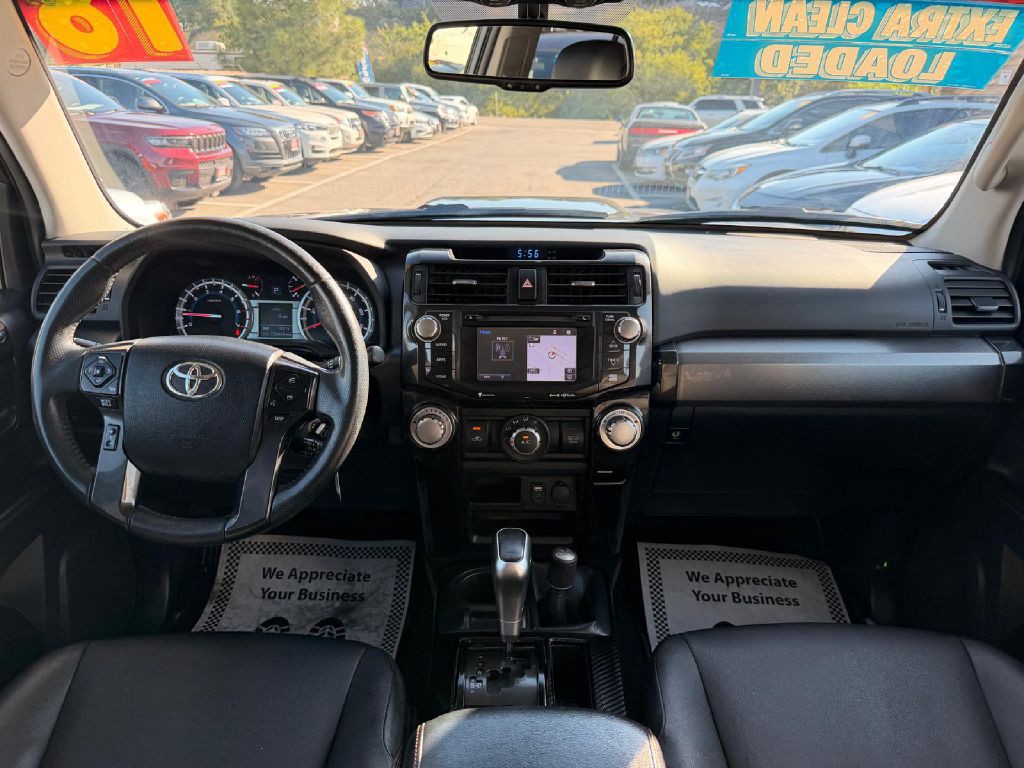 2018 Toyota 4Runner Image 16