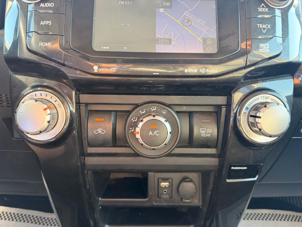 2018 Toyota 4Runner Image 24
