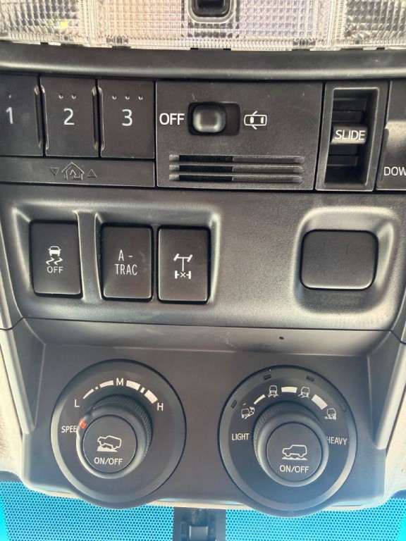 2018 Toyota 4Runner Image 29