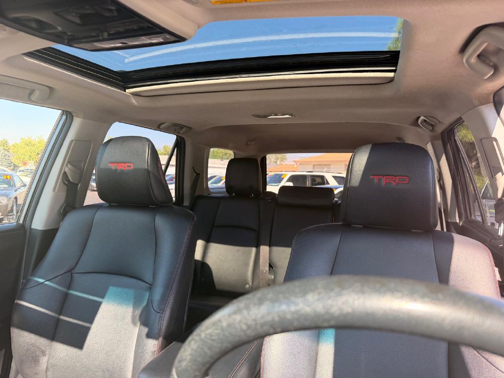 2018 Toyota 4Runner Image 33