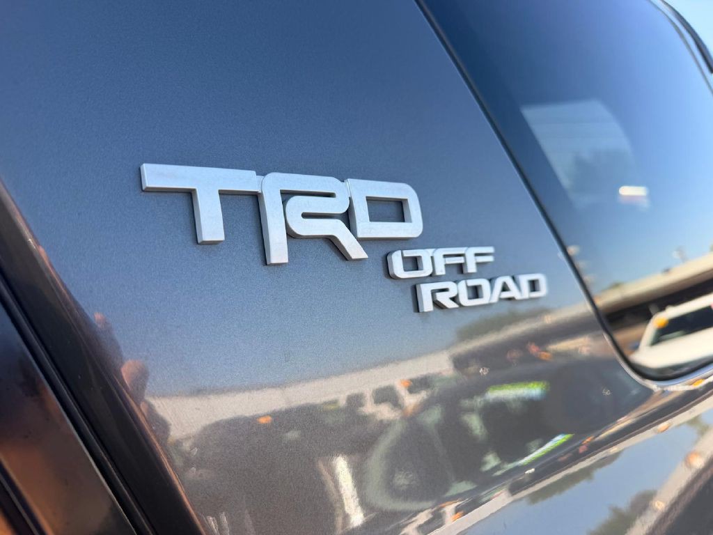 2018 Toyota 4Runner Image 36
