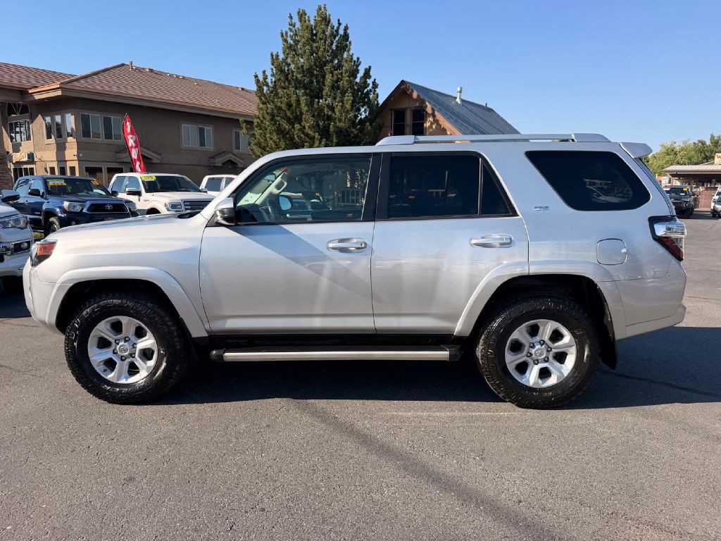 2015 Toyota 4Runner Image 4
