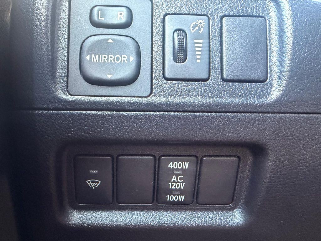 2015 Toyota 4Runner Image 30