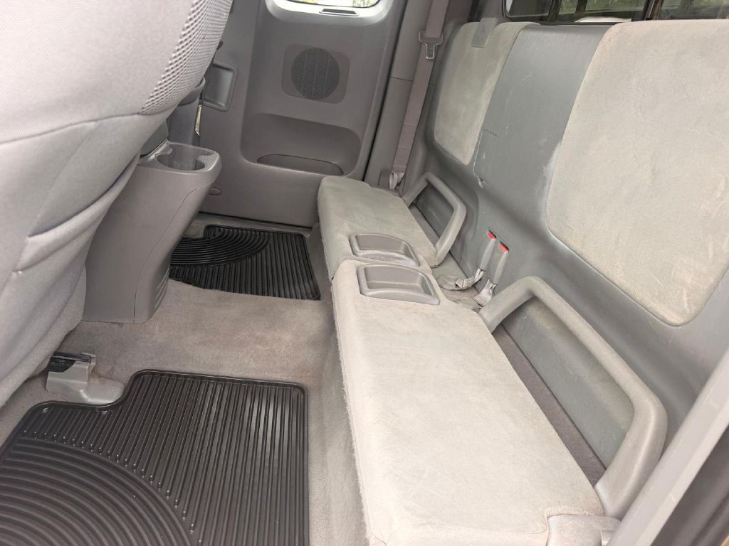 2006 Toyota Tacoma Image 14