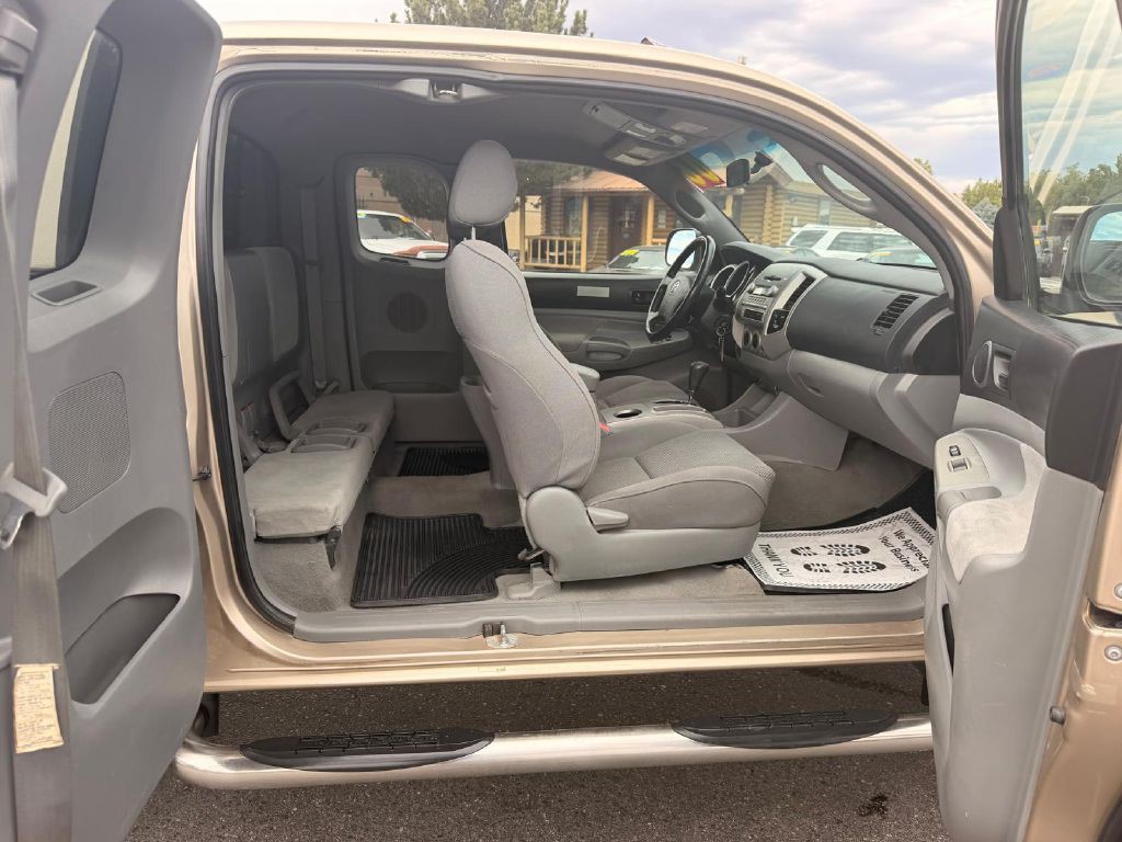2006 Toyota Tacoma Image 16