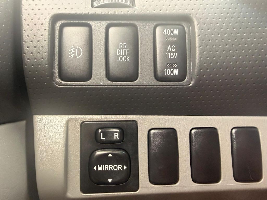 2006 Toyota Tacoma Image 28