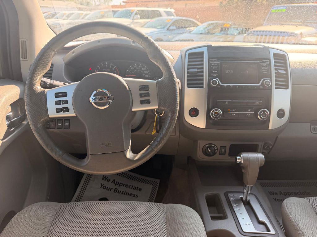 2018 Nissan Frontier Image 17