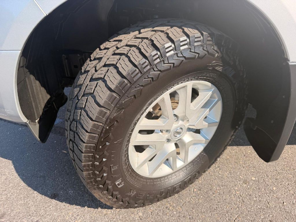 2018 Nissan Frontier Image 30