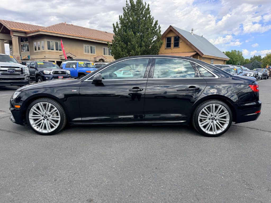 2017 Audi A4 Image 4