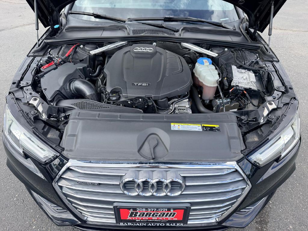 2017 Audi A4 Image 10