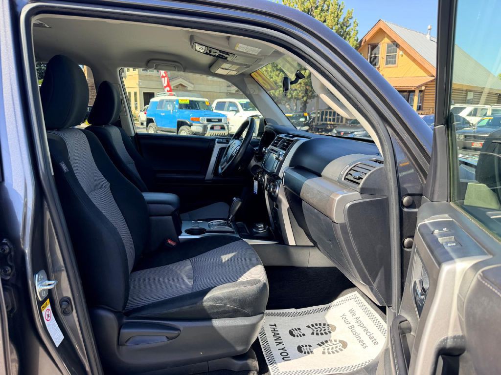 2018 Toyota 4Runner Image 15