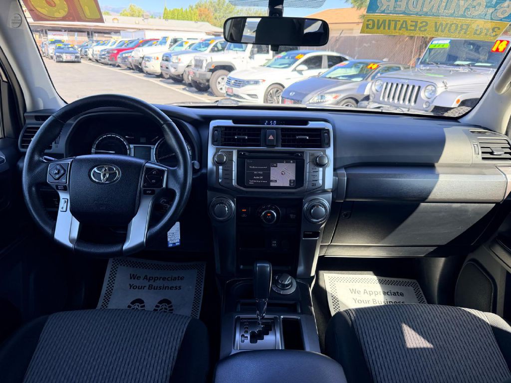 2018 Toyota 4Runner Image 18