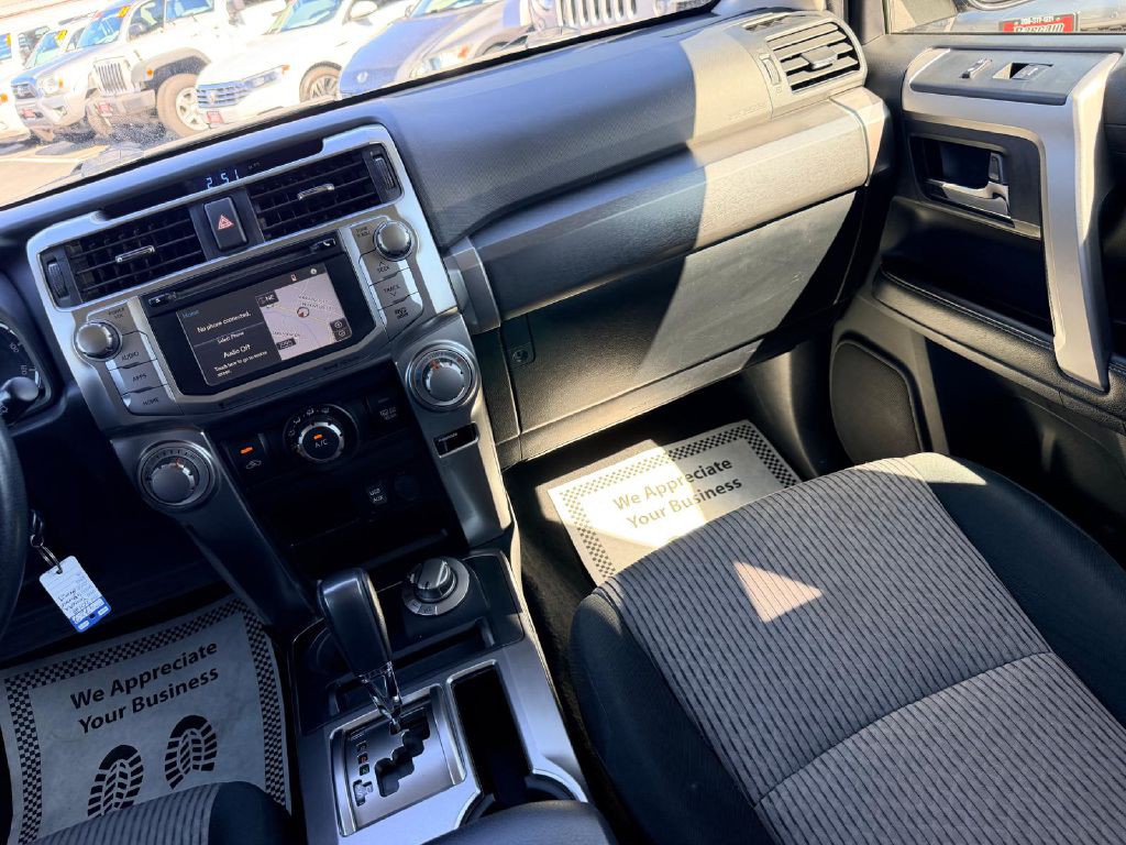 2018 Toyota 4Runner Image 23