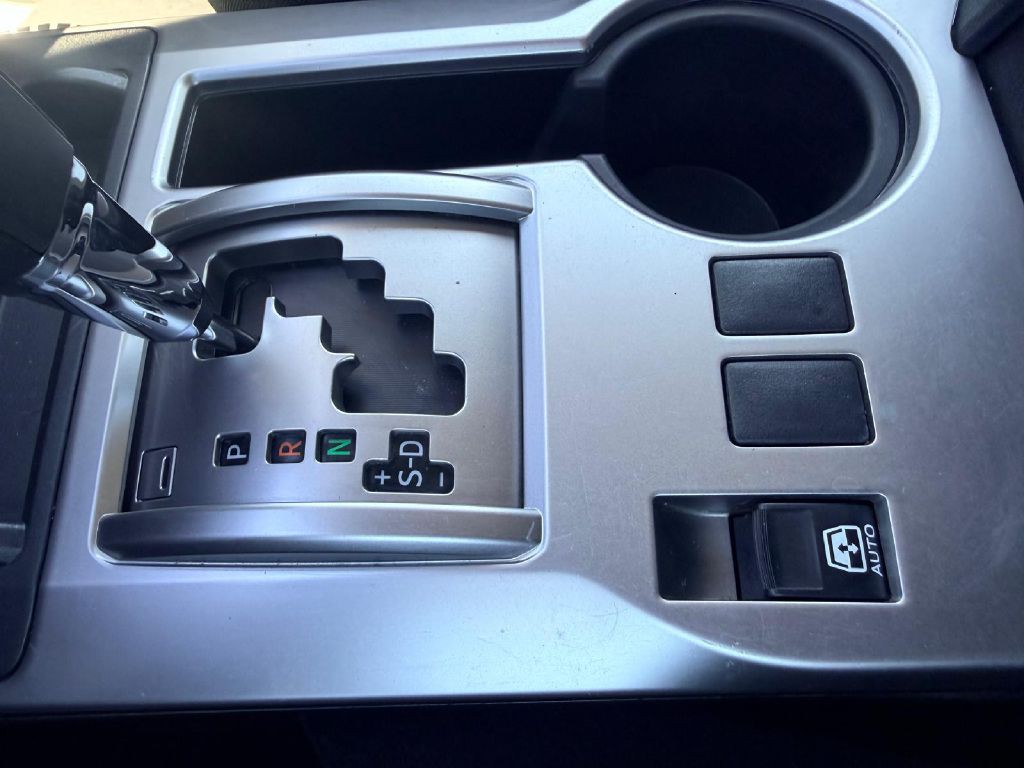 2018 Toyota 4Runner Image 24