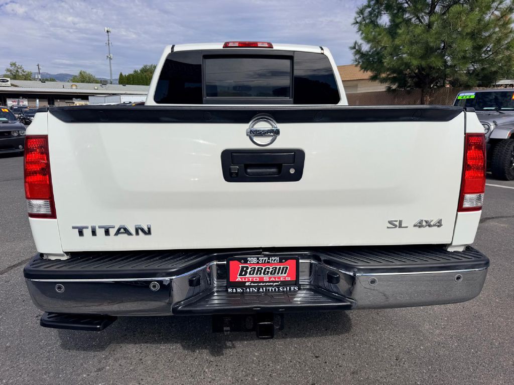 2015 Nissan Titan Image 6